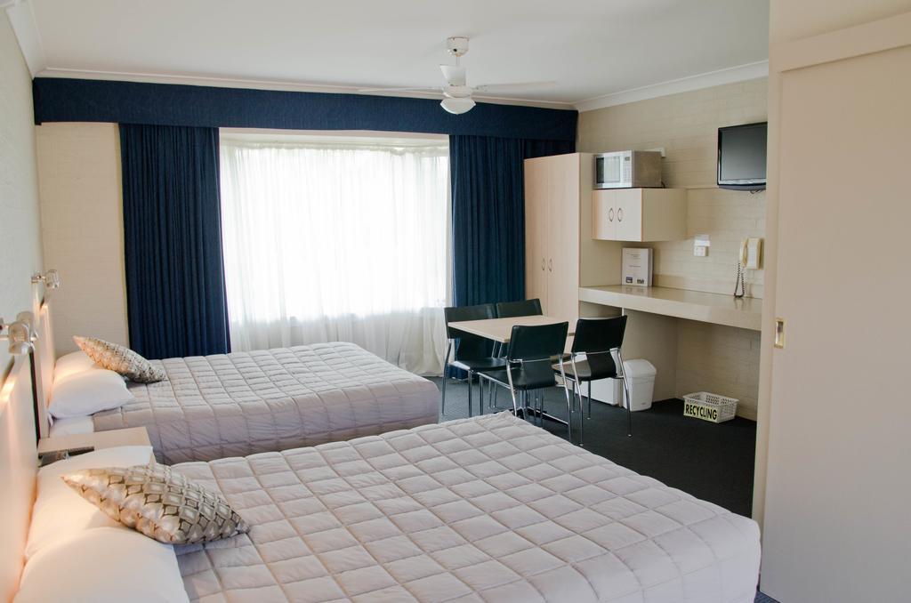 Baybrook Motor Inn Масуэллбрук Экстерьер фото