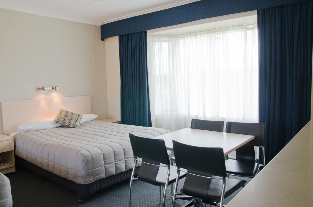 Baybrook Motor Inn Масуэллбрук Экстерьер фото
