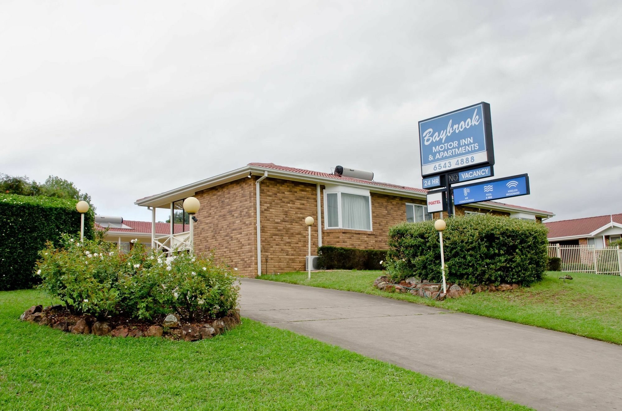 Baybrook Motor Inn Масуэллбрук Экстерьер фото