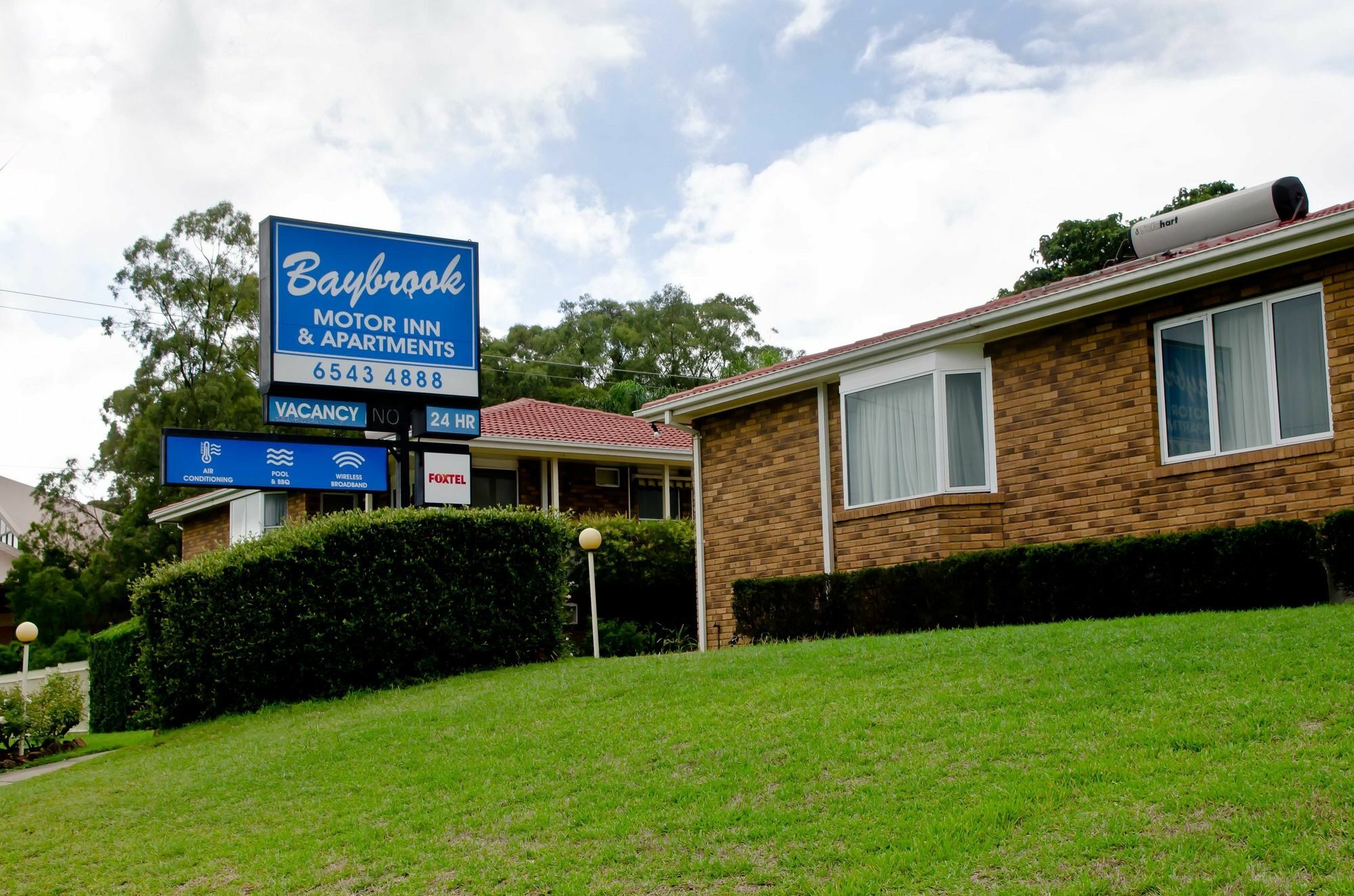 Baybrook Motor Inn Масуэллбрук Экстерьер фото